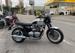 BONNEVILLE T120