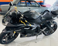 YZF R-6 600