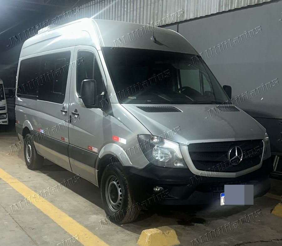 SPRINTER 415 CDI ANO 2019 CURTA TETO ALTO EXEC JM COD.1104