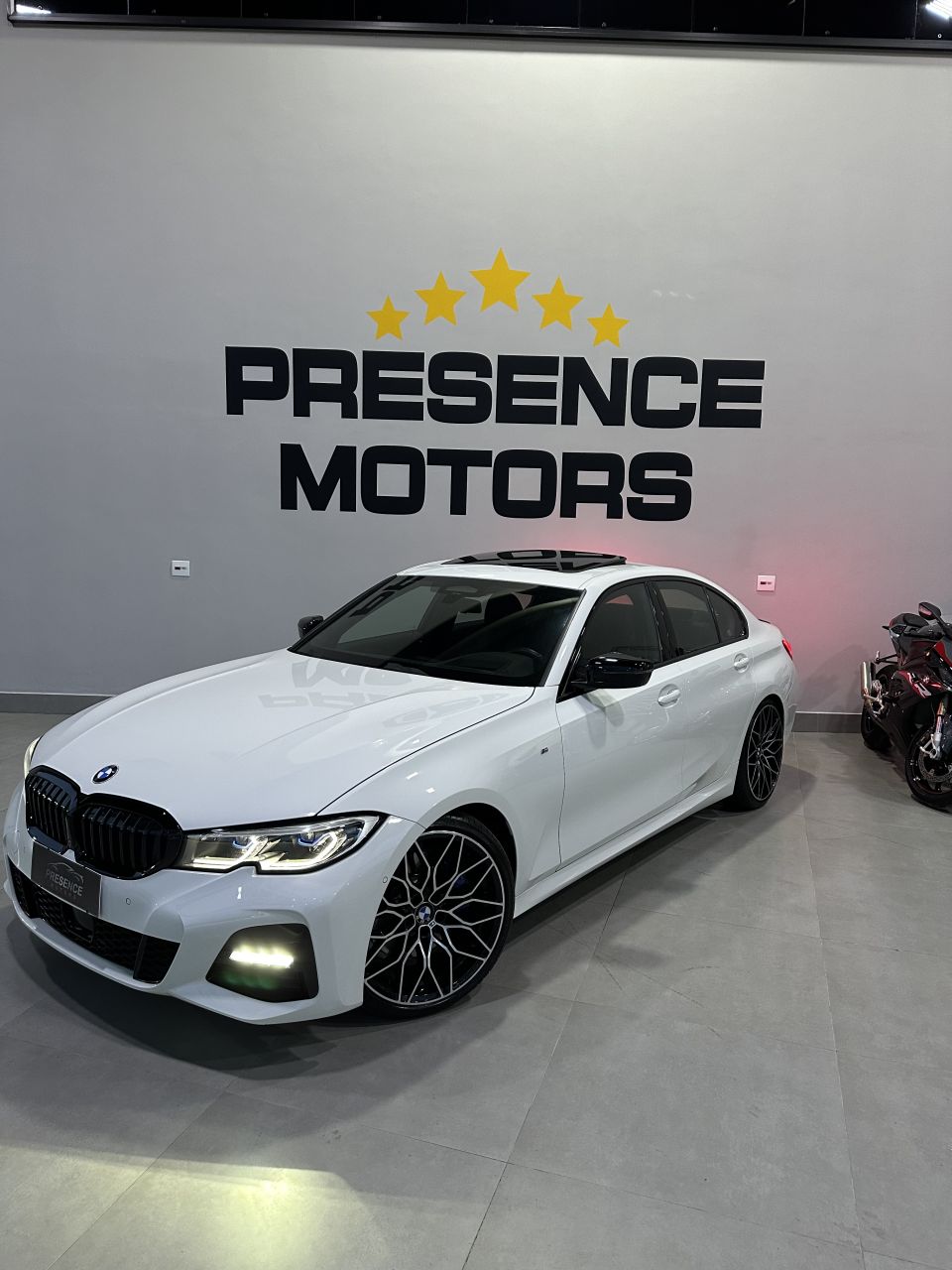 330i M Sport 2.0 TB 16V 4p