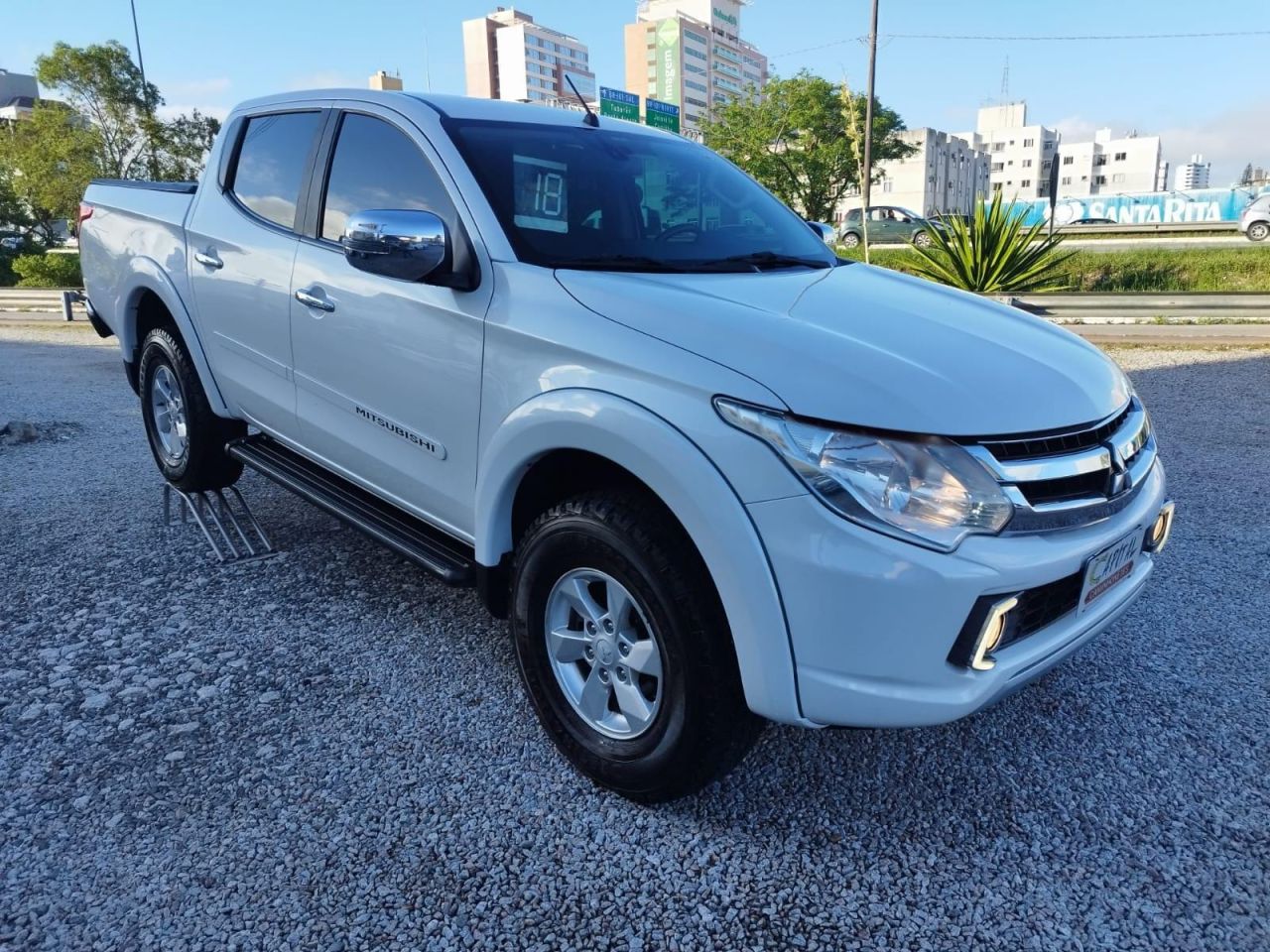 L200 Triton Sport HPE 2.4 CD Diesel Aut.