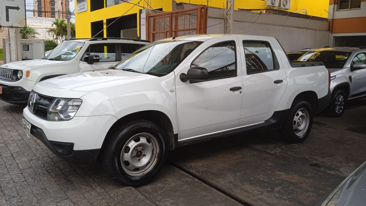 DUSTER OROCH Expression 1.6 Flex 16V Mec