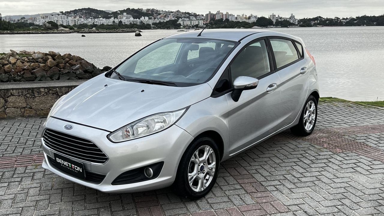 Fiesta SE 1.6 8V Flex 5p