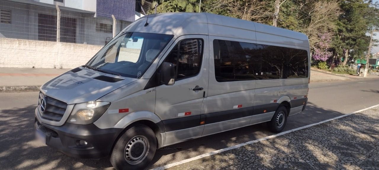 SPRINTER 415 CDI ANO 2018 LONGA EXEC MARTICAR JM COD.922