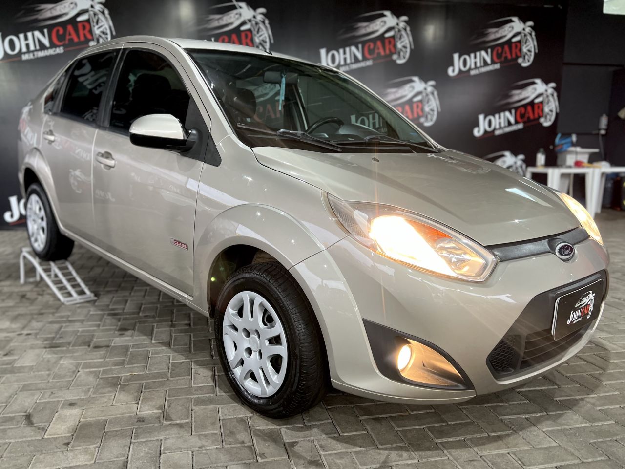 Fiesta Sedan SE 1.6 16V Flex 4p