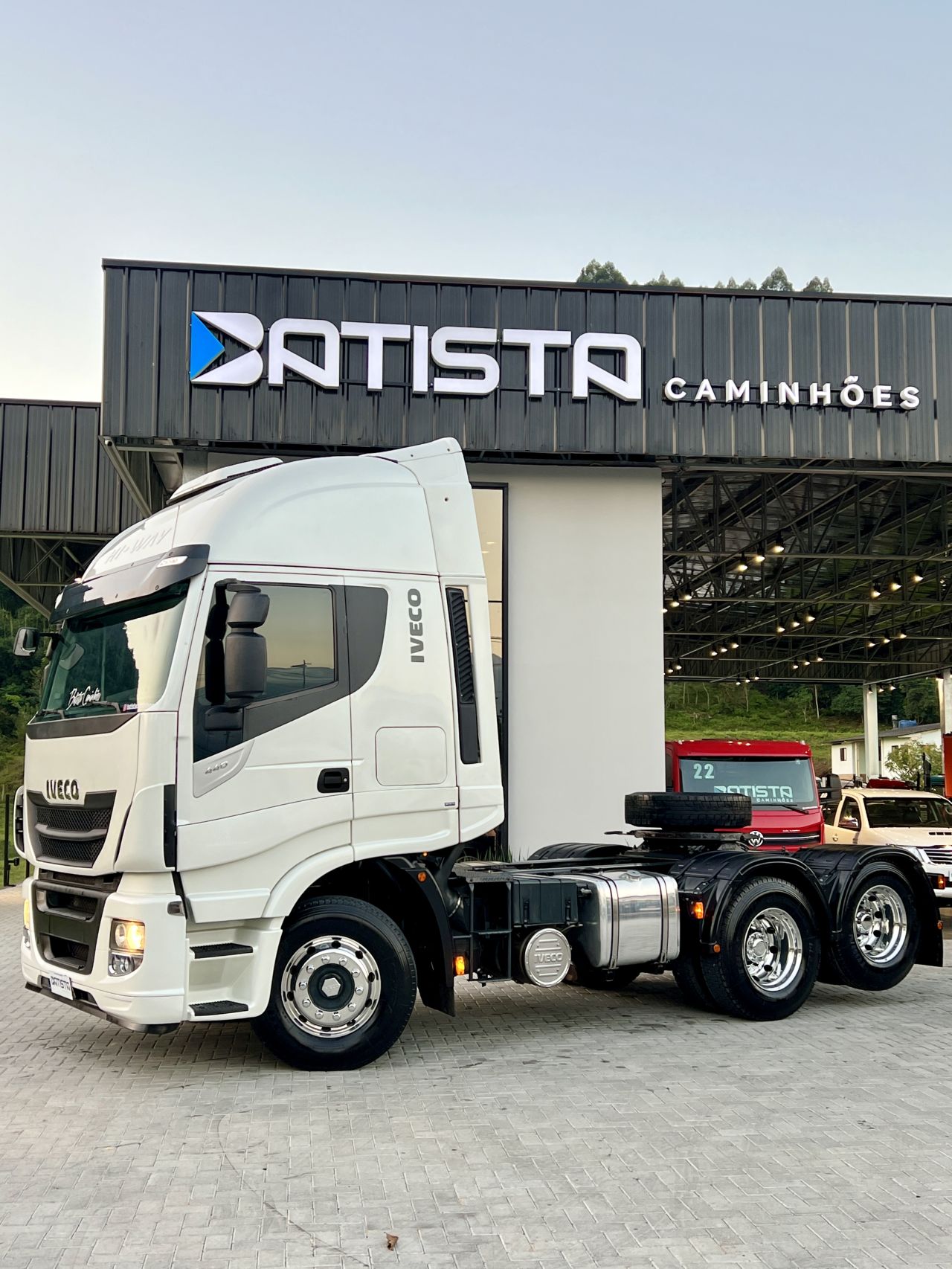 Iveco Stralis Hi-Way 440 6x2 - 2022 - 266.326KM