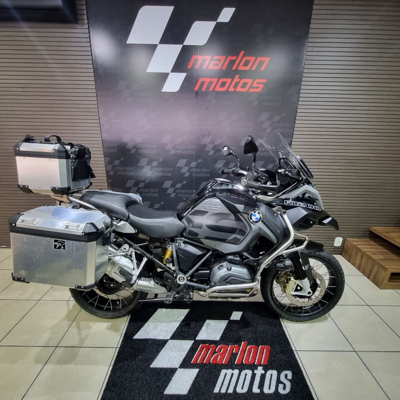 R 1200 GS Adventure Triple Black