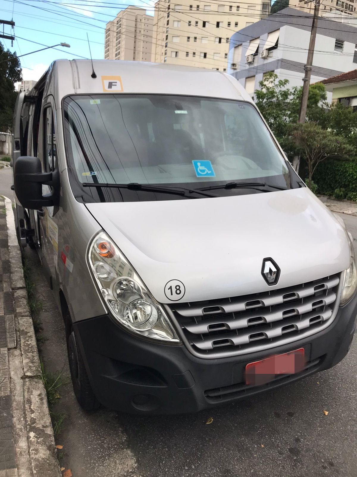 RENAULT MASTER ANO 2017 EXECUTIVA JM COD.718