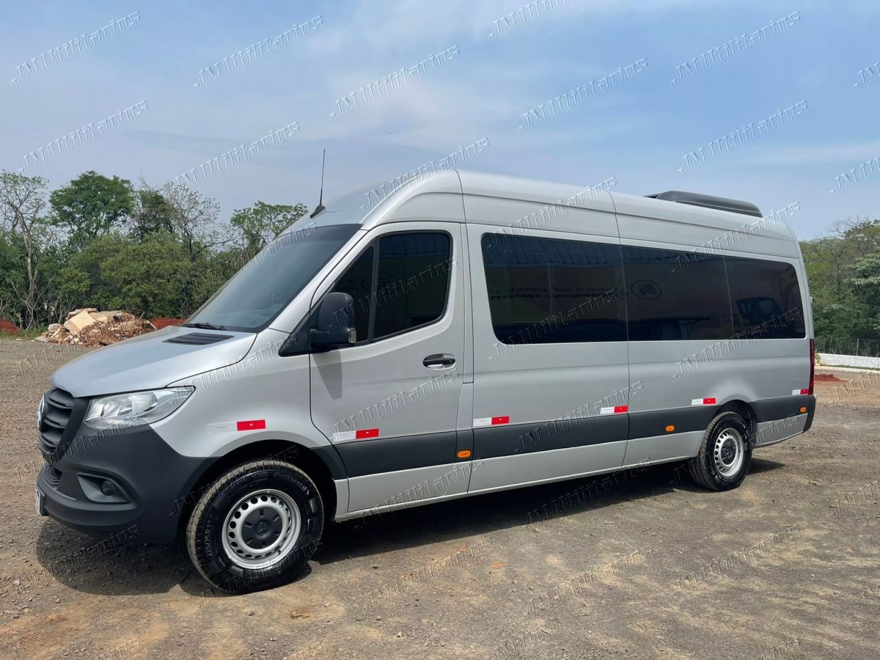 SPRINTER 416 CDI ANO 2021 LONGA EXEC LUXO JM COD.230