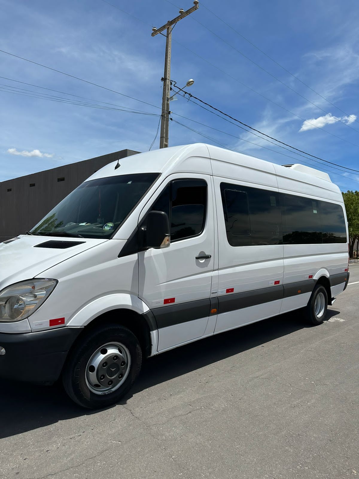 SPRINTER CDI 415 ANO 2013 EXECUTIVA LUXO JM COD.1352