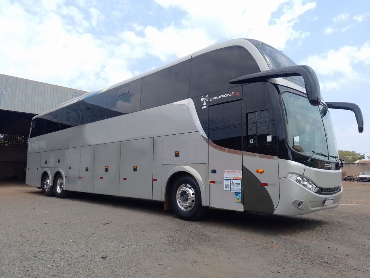 COMIL CAMPIONE 4.05 LD ANO 2012 VOLVO B420 R JM COD.902