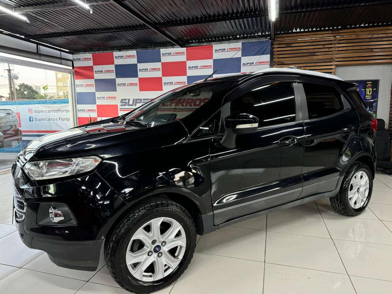 EcoSport TITANIUM 2.0 16V Flex 5p Aut.