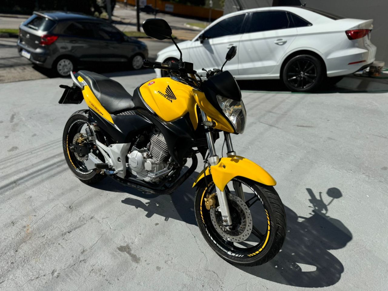 CB 300R/ 300R FLEX