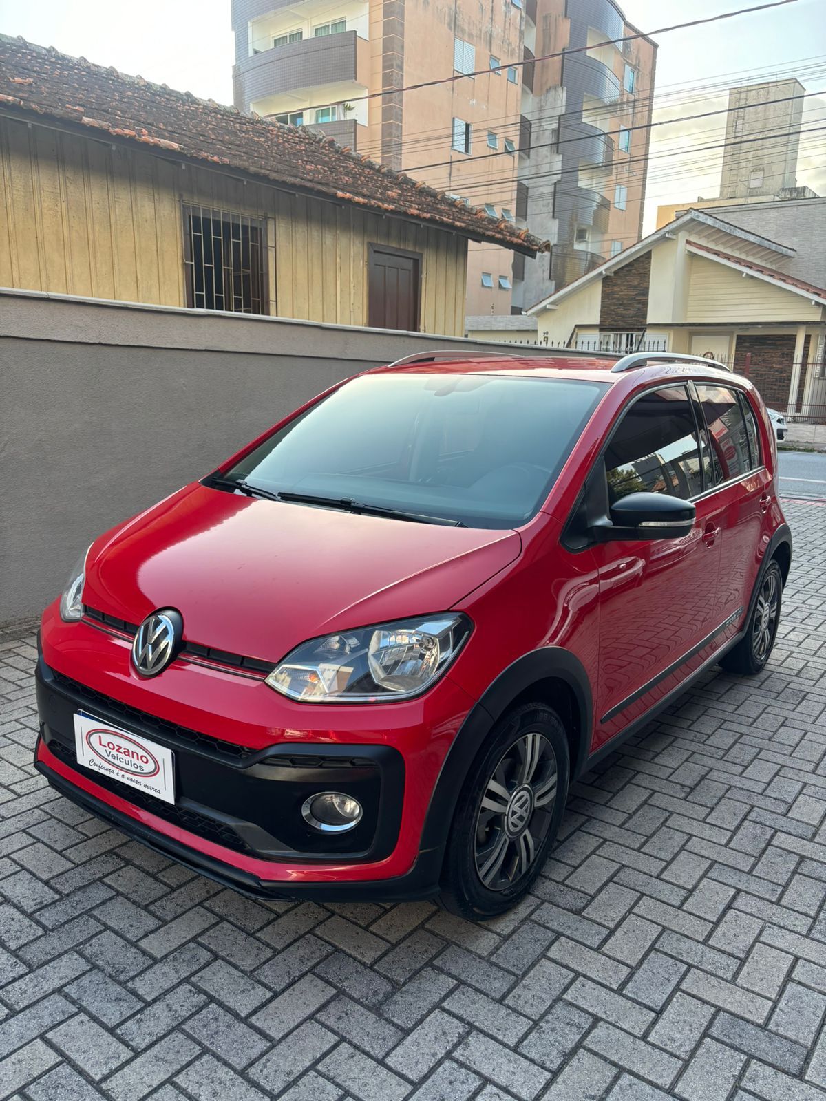 UP CROSS 1.0 TSI 12V