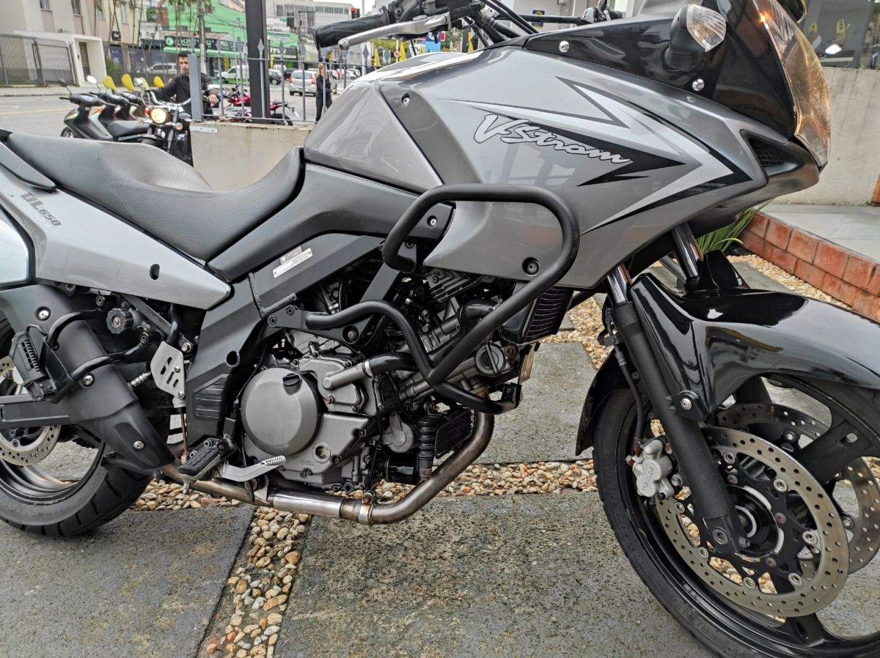 VSTROM 650