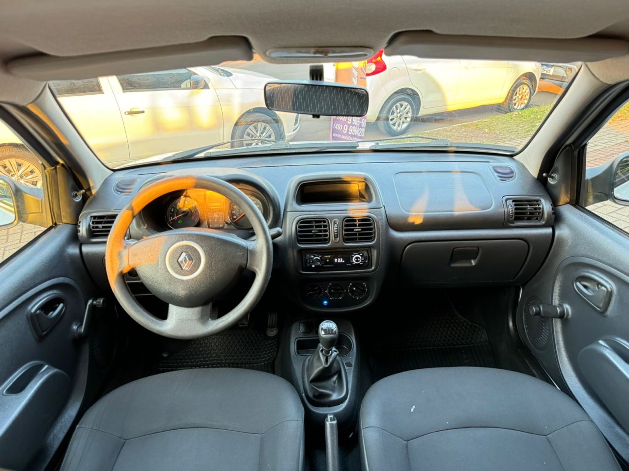 Clio Authentique 1.0/1.0 Hi-Power 16V 3p