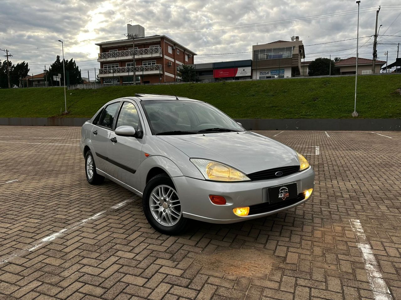 Focus Ghia Sed. 2.0 16V/ 2.0 16V Flex 4p