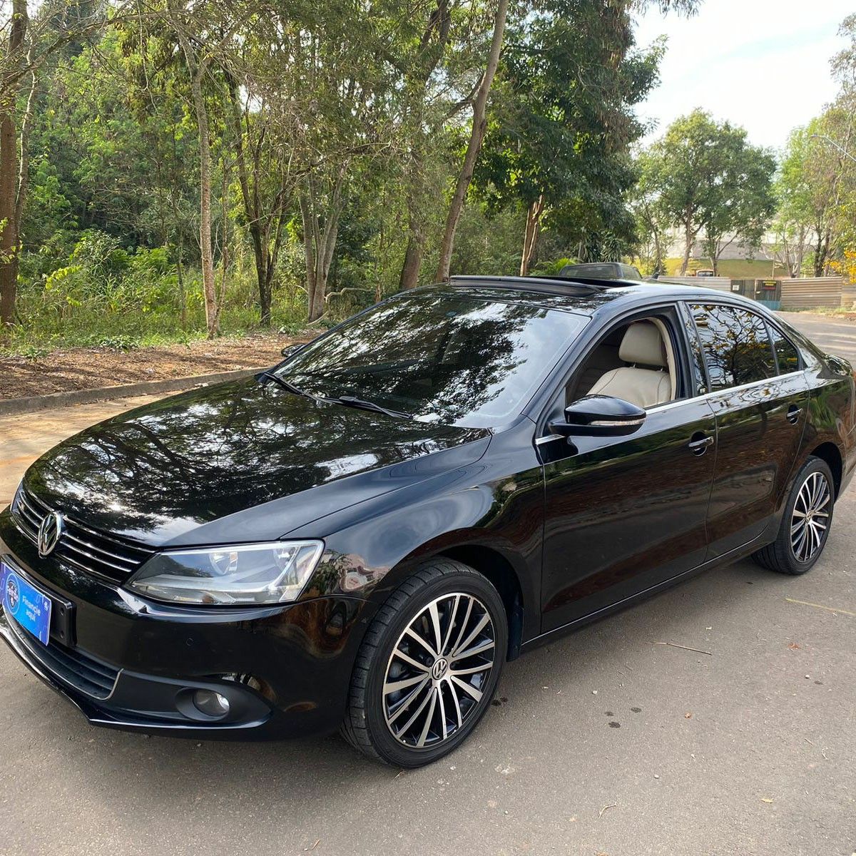 JETTA Highline 2.0 TSI 16V Tiptronic + Teto + Couro