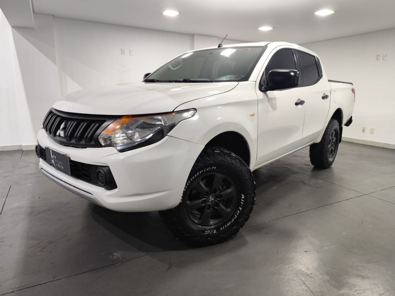 L200 Triton Sport GLX 2.4 CD Diesel Mec.