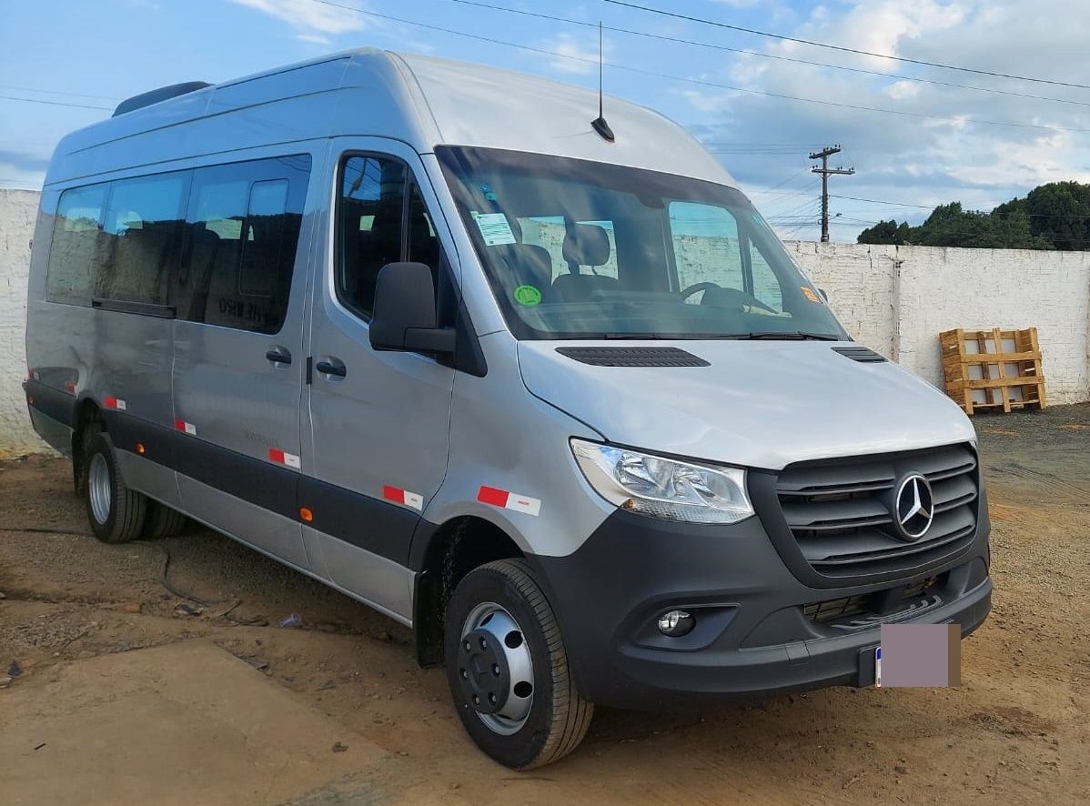 SPRINTER CDI 517 ANO 2023 LUXO JM COD.1356