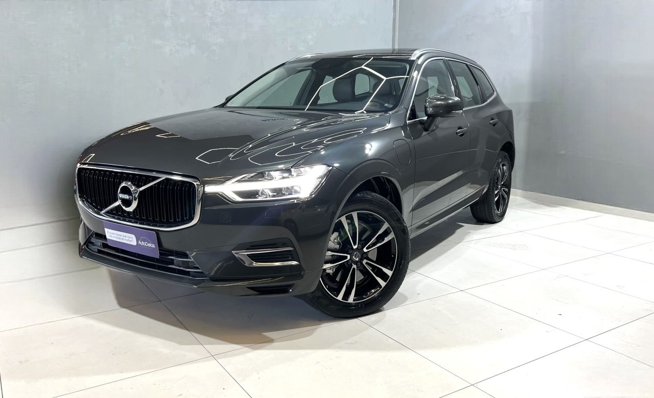 XC 60 T-8 MOMENTUM 2.0 (Hibrido)