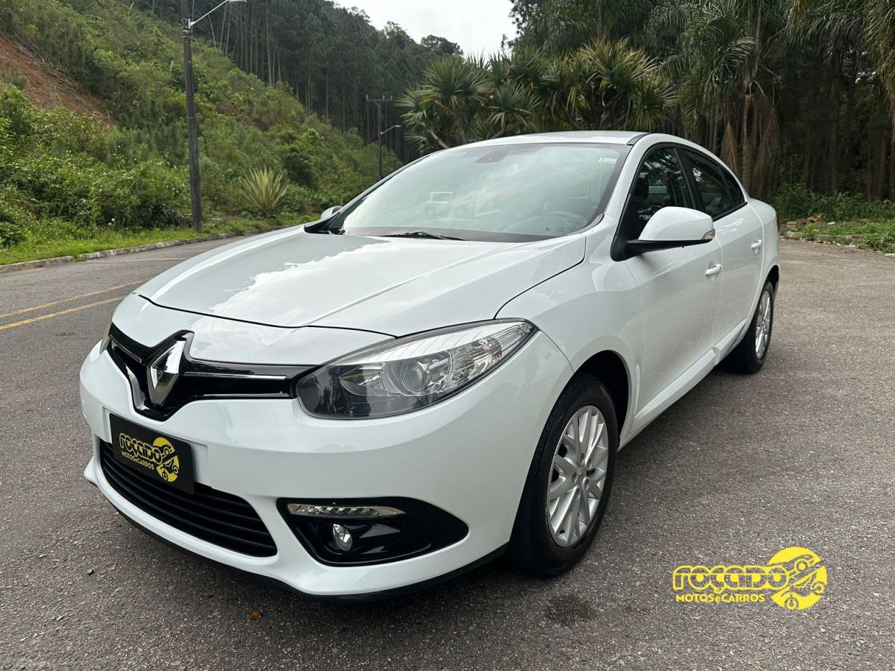 FLUENCE Sed. Dyn. Plus 2.0 Aut. 2018 com 74 MIL KM