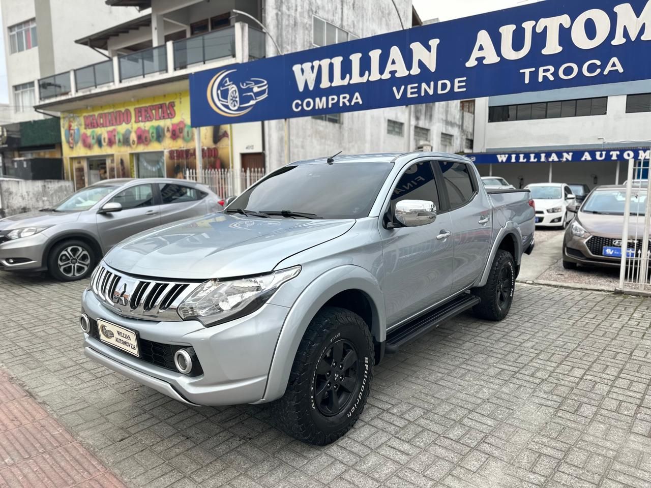 L200 Triton Sport HPE-S 2.4 Diesel Automatica Financia 100%