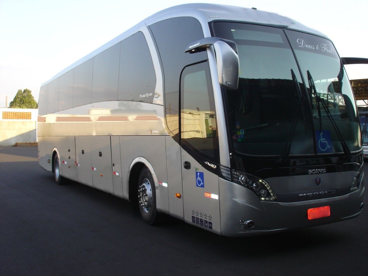 NEOBUS NEW ROAD 360 ANO 2014 SCANIA K360 JM COD.641