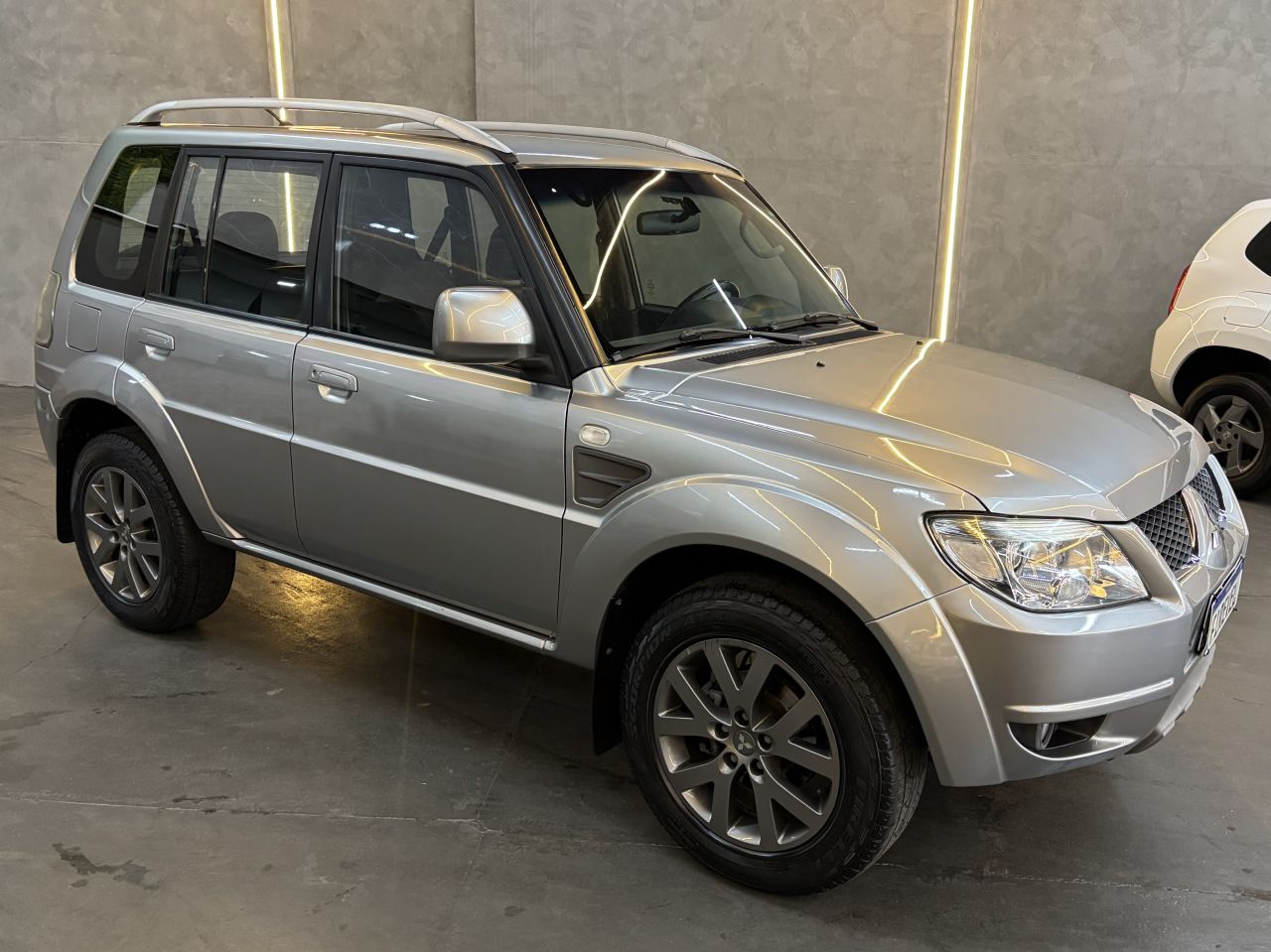 Pajero TR4 2.0 Aut. - Flex - 2015