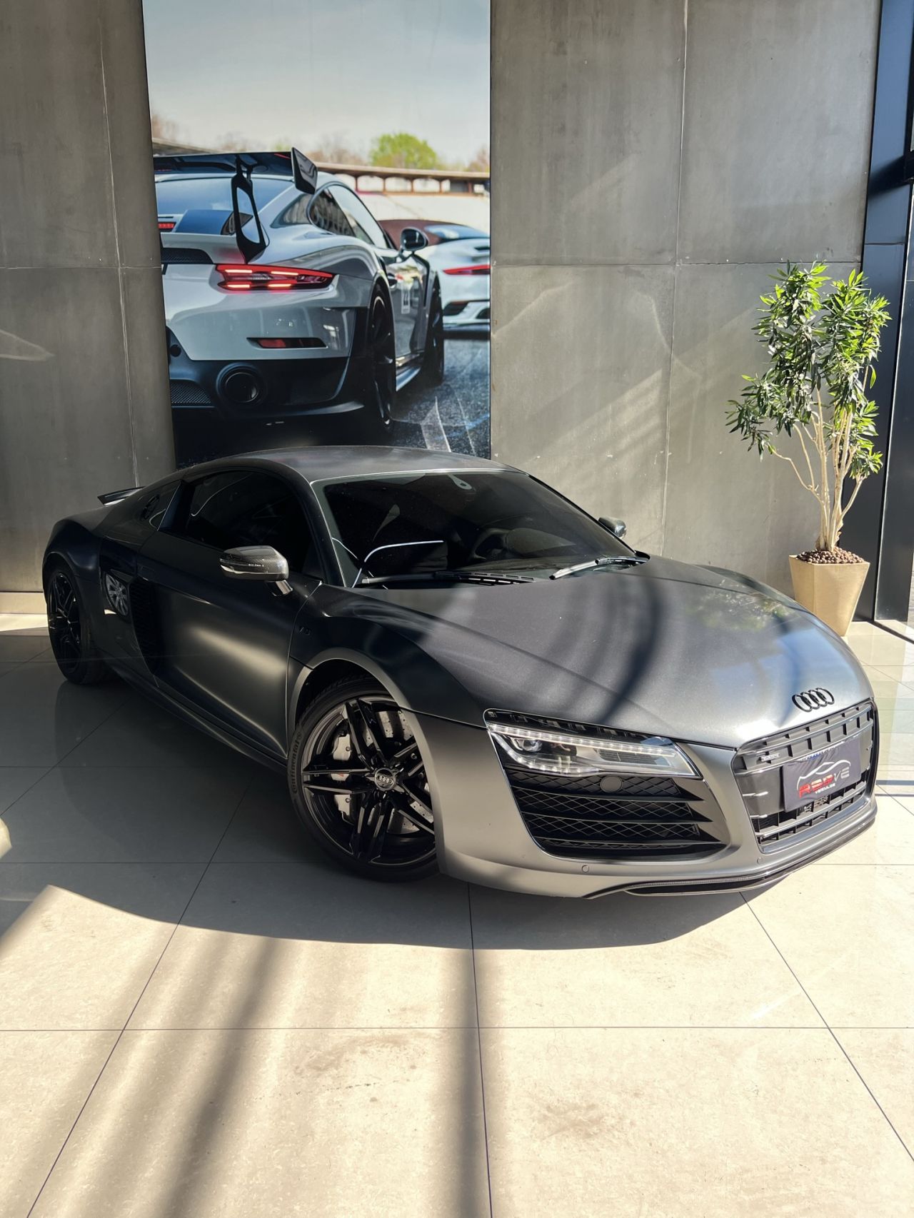 R8 5.2 V10 Quattro R-tronic/S-tronic