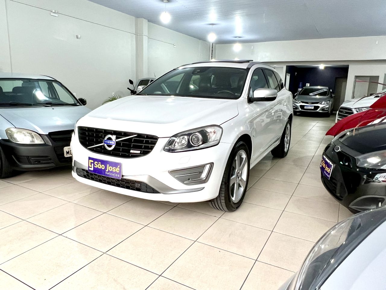 XC 60 T-5 R-DESIGN 2.0 FWD 5p