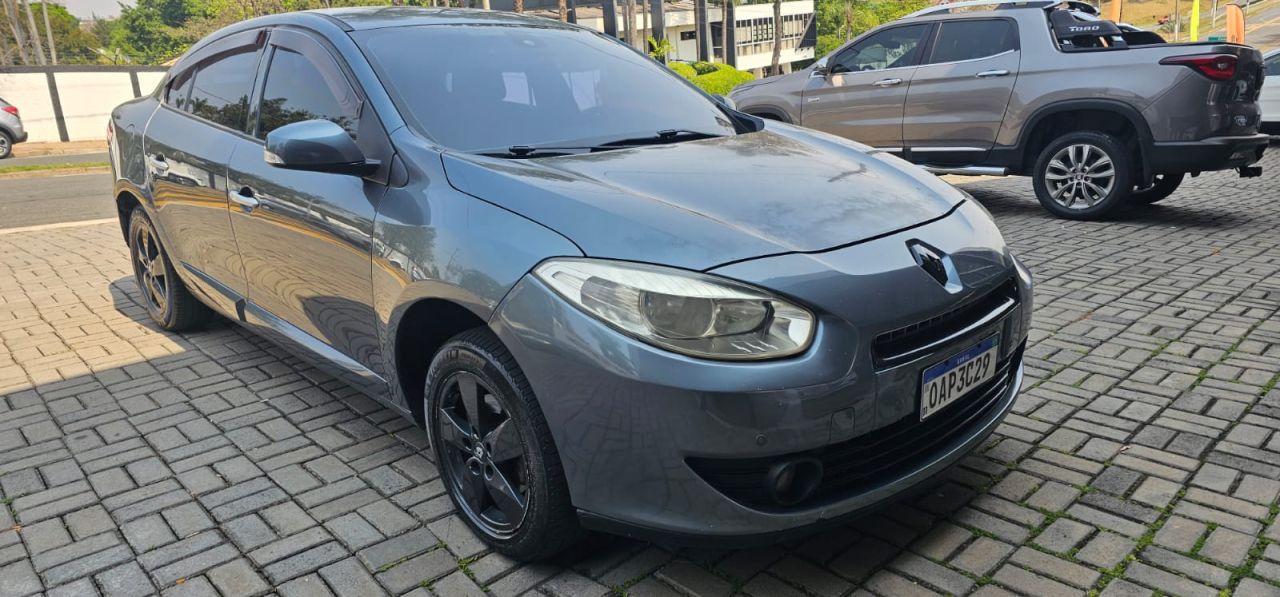 FLUENCE Sed. Dynamique 2.0 16V FLEX Aut.