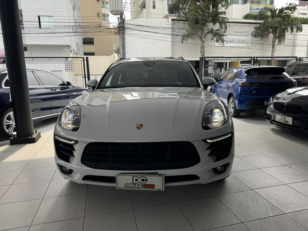 Macan 2.0 Turbo