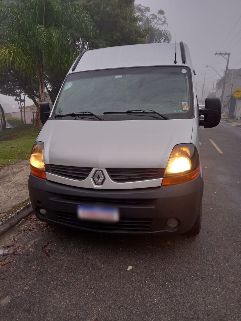 RENAULT MASTER ANO 2010 LONGA EXEC BAIXO KM JM COD.815