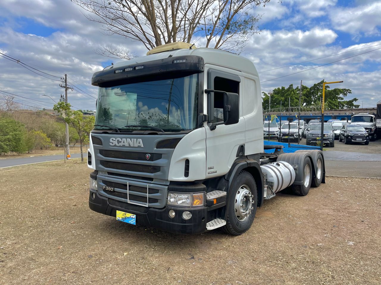 SCANIA P 360 6x2 Diesel