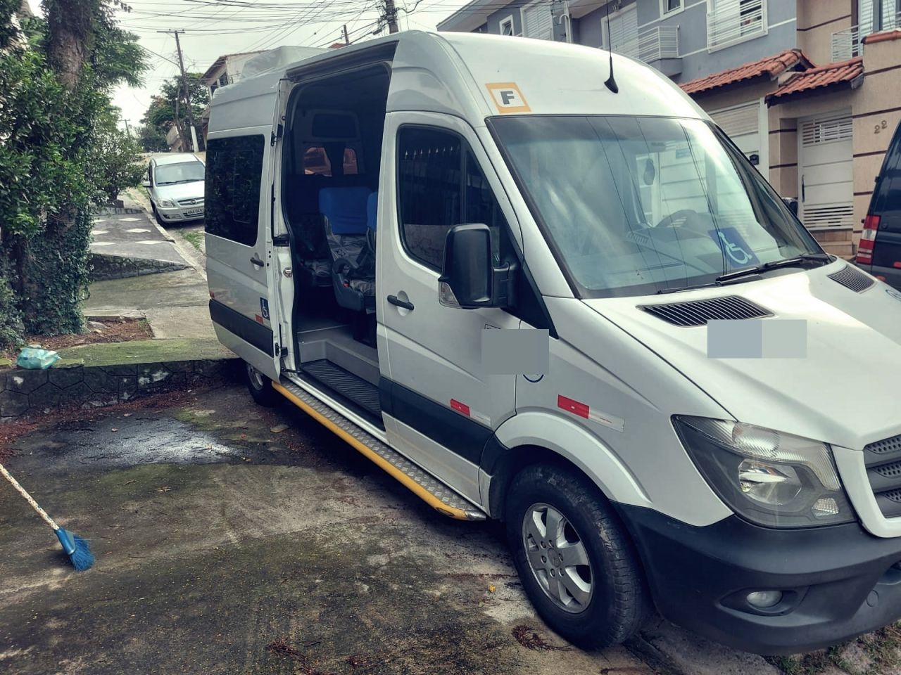 SPRINTER CDI 415 ANO 2019 CURTA T.ALTO JM COD.160