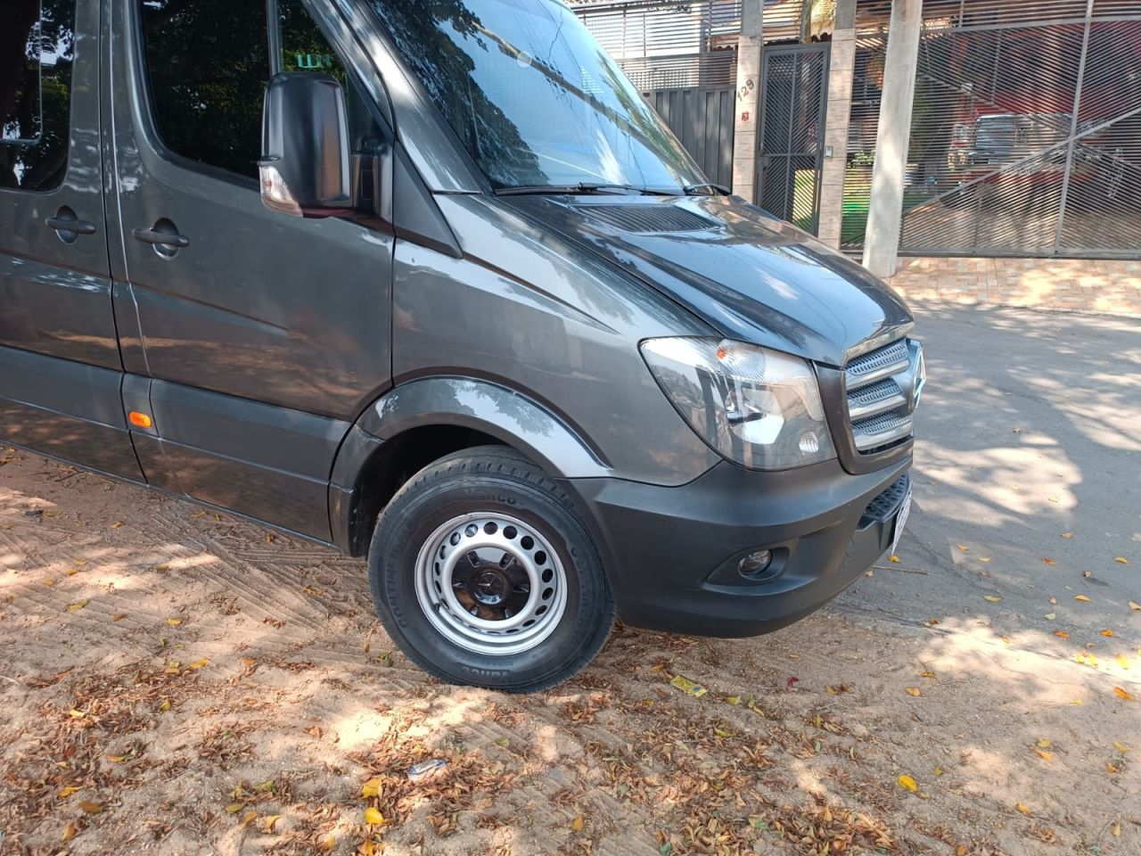 SPRINTER CDI 415 ANO 2019 EXECUTIVA JM COD.639