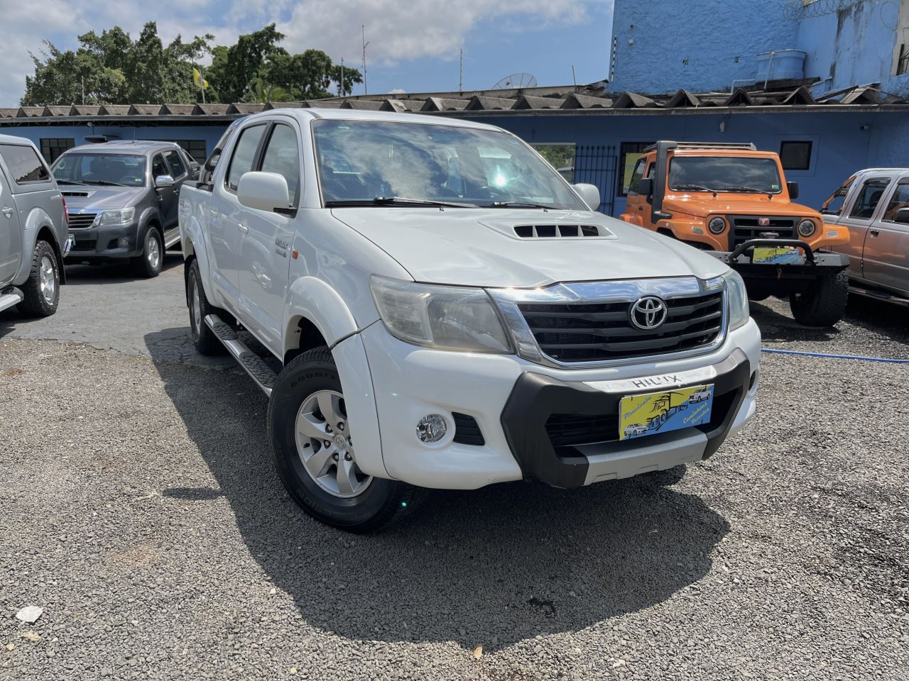 Toyota Hilux CD STD 4x4 3.0 TDI Diesel Mecanica