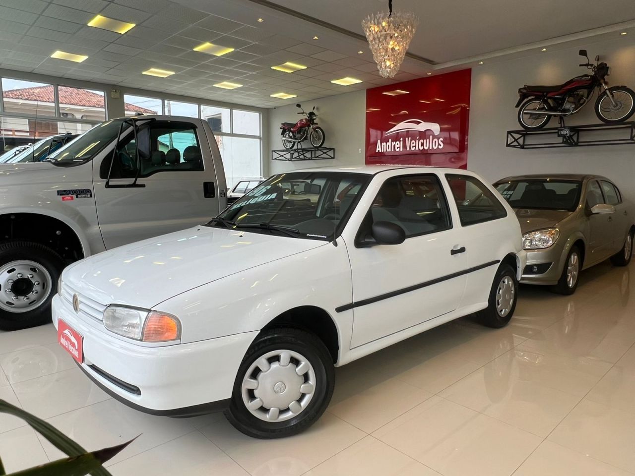 Volkswagen Gol 1.6 CLi com Apenas 92.000Km 1996