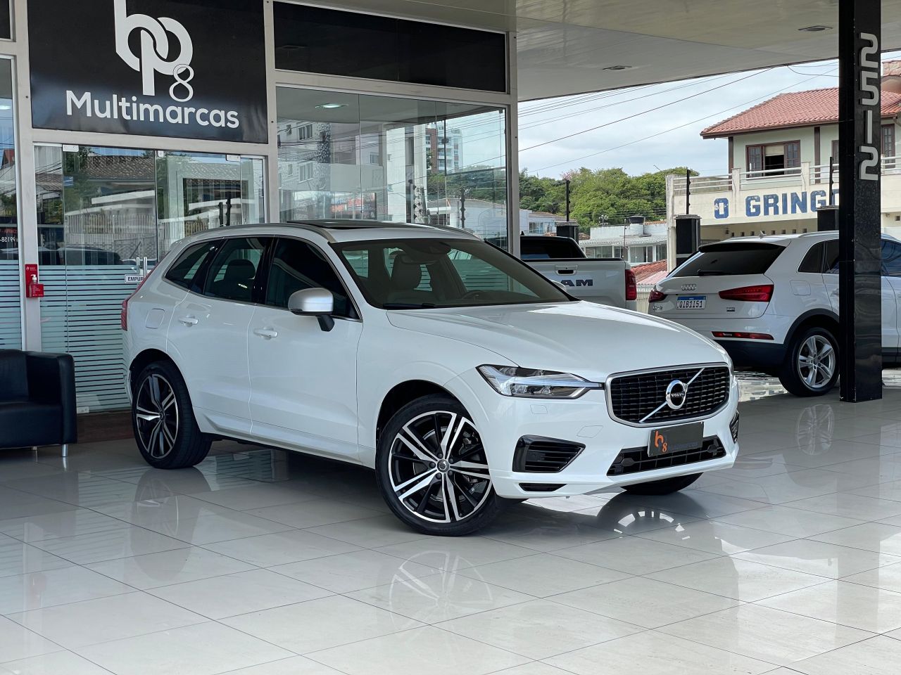 XC 60 T-8 R-DESIGN 2.0 (Hibrido)