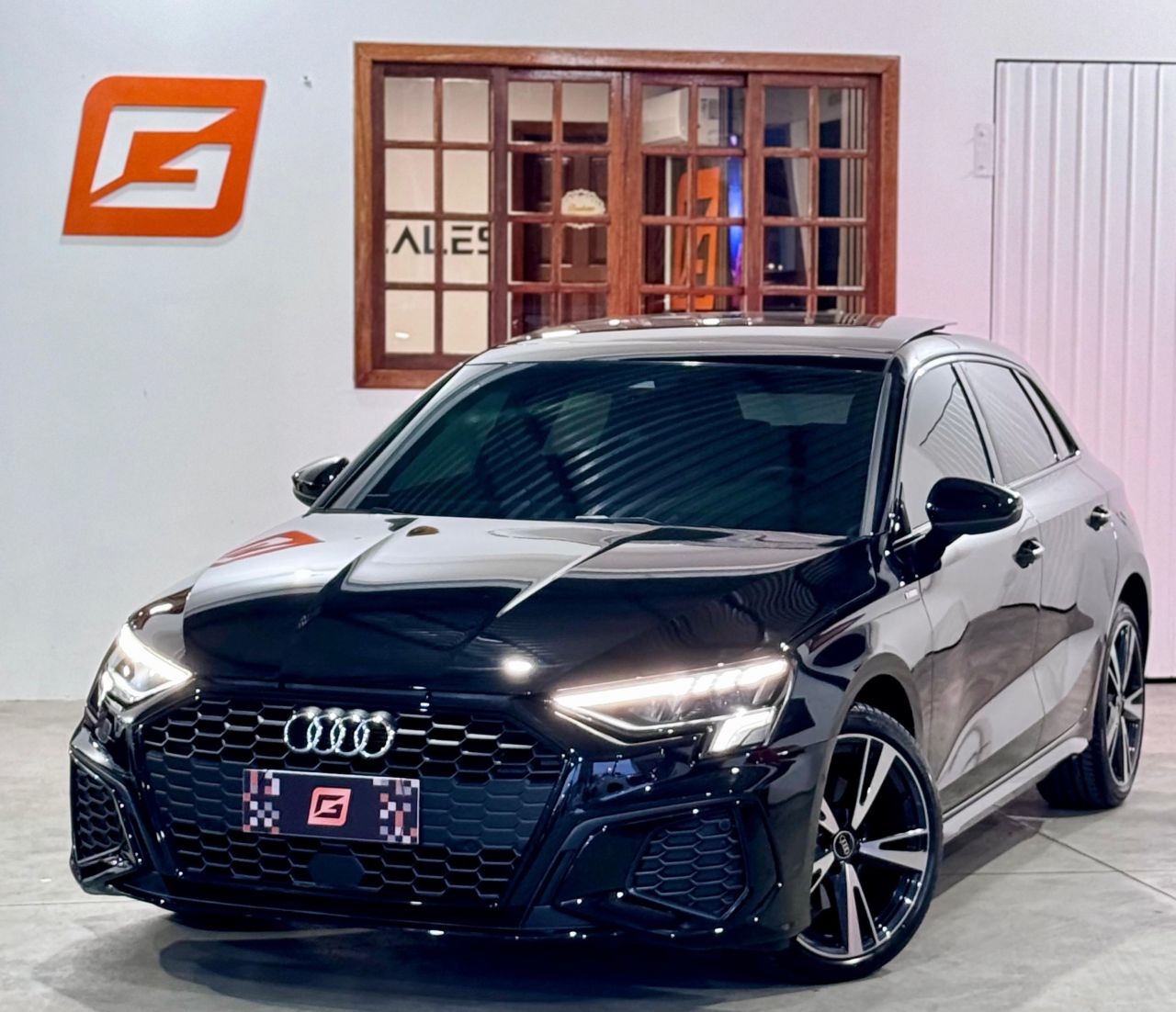 A3 Sportb. Perf. Black 2.0 S-tron.(Hib.) 2023 7.945 KM