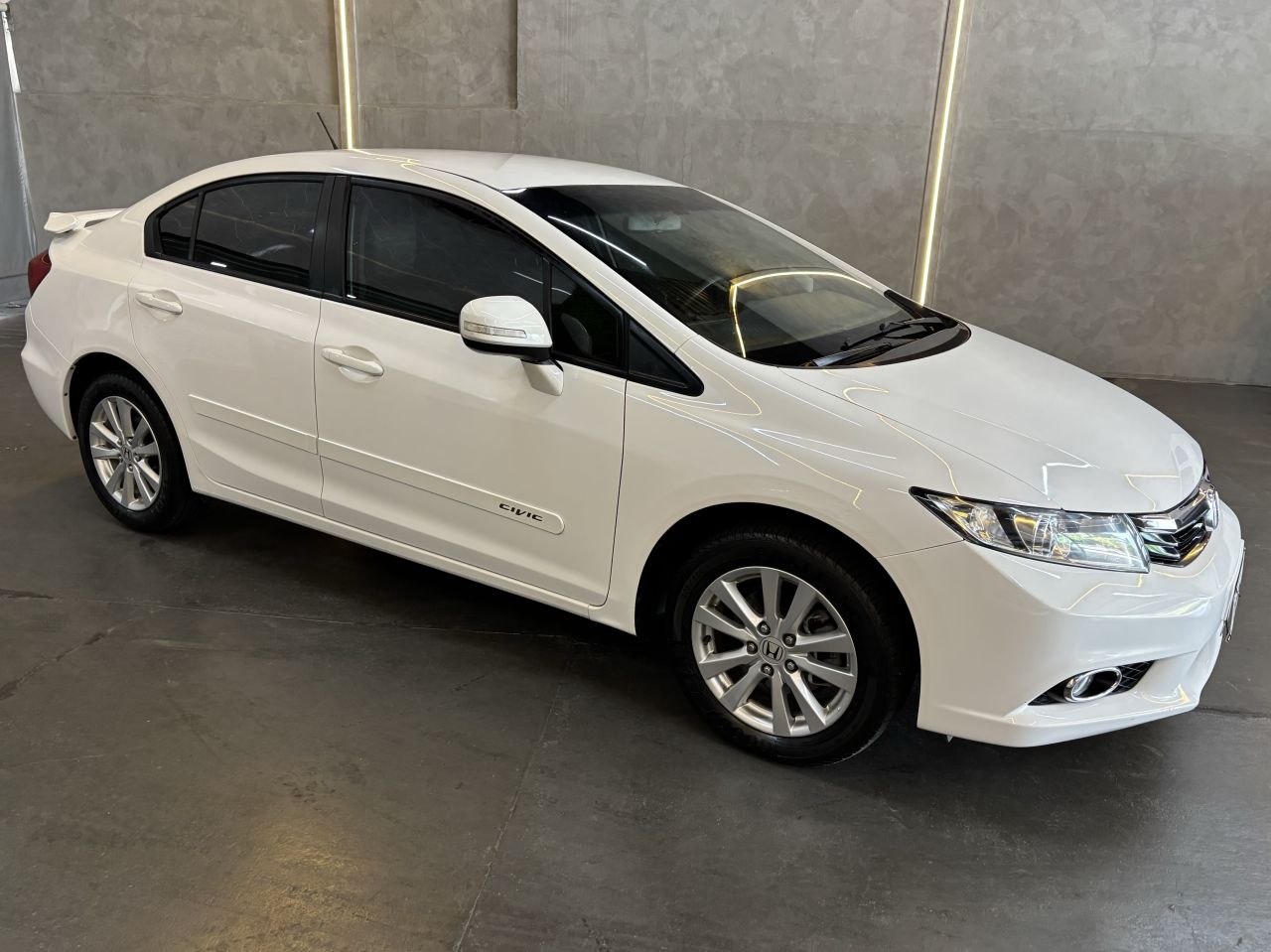 Civic Sedan LXR 2.0 Aut. - Flex - 2014