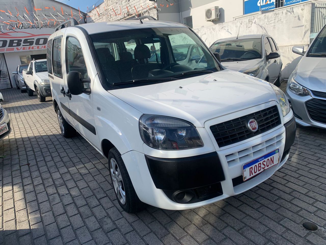 Doblo ESSENCE 1.8 Flex 16V 5p 7 LUGARES 