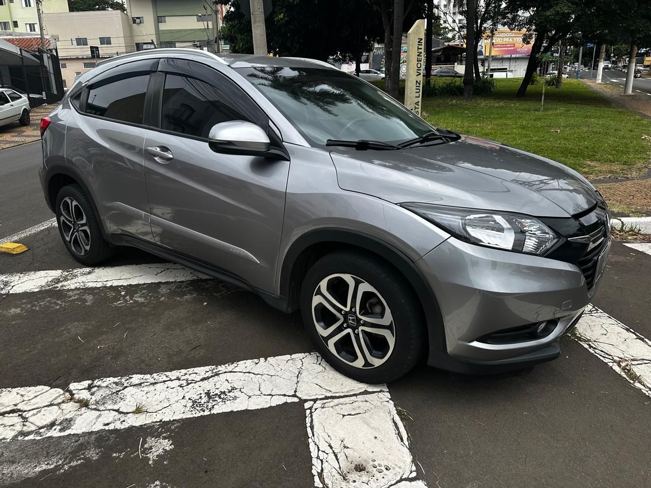 HR-V EX 1.8 Flexone 16V 5p Aut.