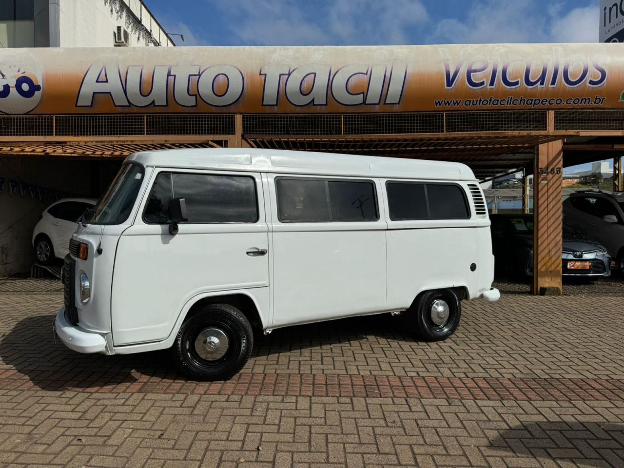 Kombi Lotacao 1.4 Mi Total Flex 8V