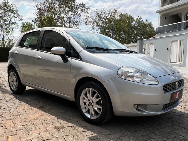 Punto ESSENCE Dualogic 1.6 Flex 16V 5p