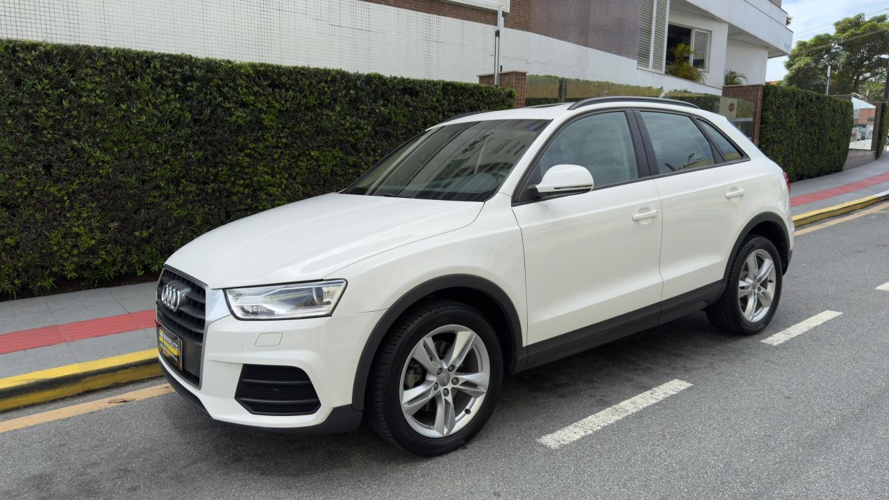 Q3 1.4 TFSI/TFSI Flex S-tronic 5p