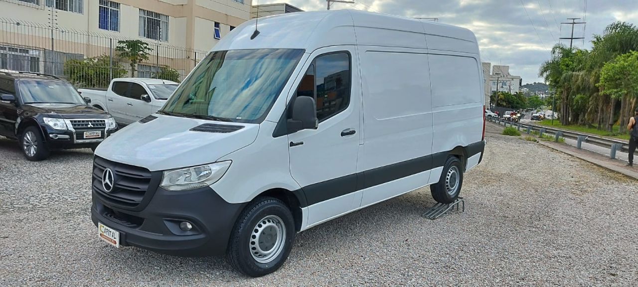 Sprinter 416 Teto Alto Longa Refrigerada