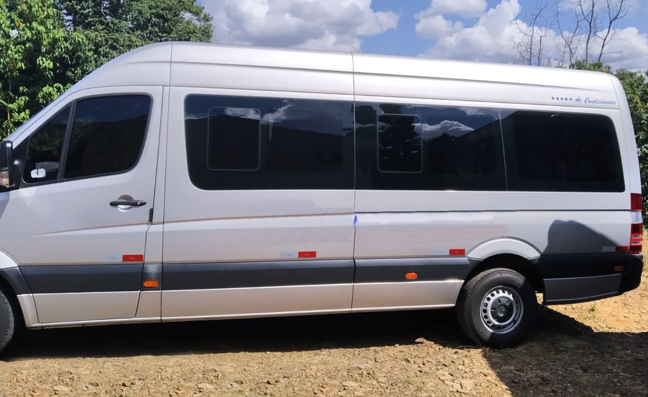 SPRINTER CDI 415 ANO 2019 LONGA EXECUTIVA JM COD.899