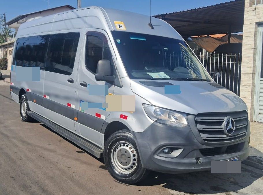 SPRINTER CDI 416 ANO 2021 COMPLETA JM COD.323